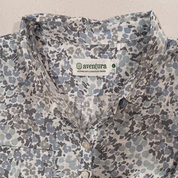 Aventura Women's Devon Popover Top - Picture 2 of 11